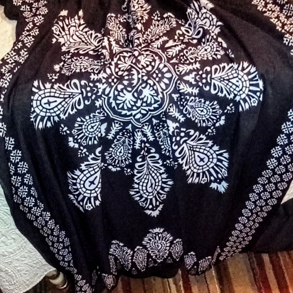 Ravishing Riviera Sun Caftan - Picture 9 of 10